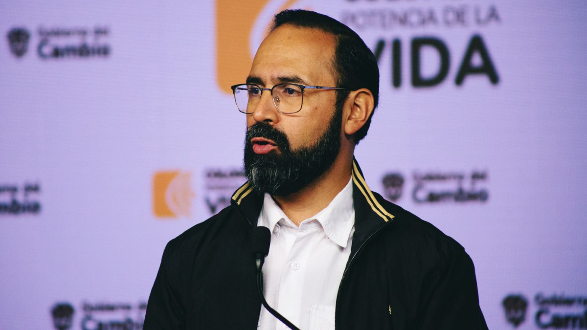 El ministro de Minas y Energía, Andrés Camacho.