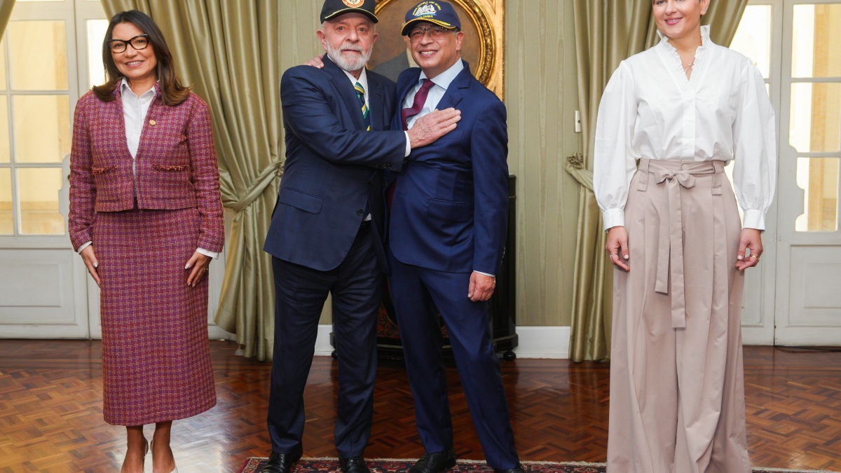 A los presidentes de Brasil, Luiz Inácio Lula da Silva (izquierda), y Colombia, Gustavo Petro, los acompañaron sus esposas, Rosângela Lula da Silva y Verónica Alcocer.