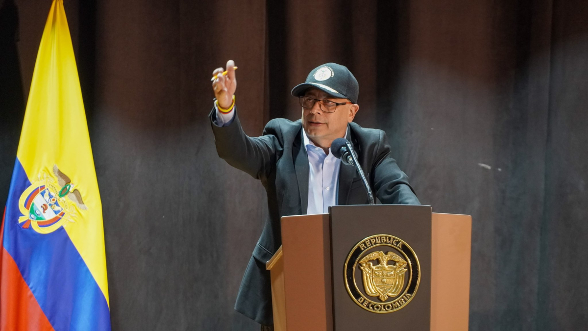 El presidente, Gustavo Petro, durante su intervención en la Gran Asamblea Nacional Cafetera en Bogotá. 