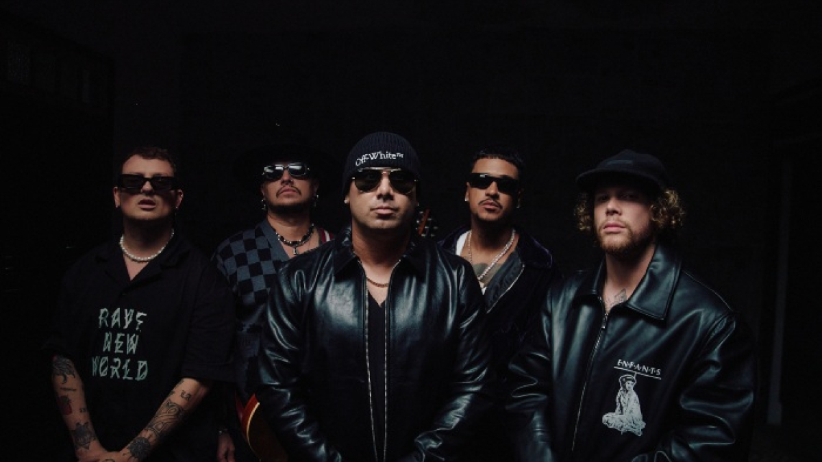 Piso 21 y Wisin, artistas de música urbana.