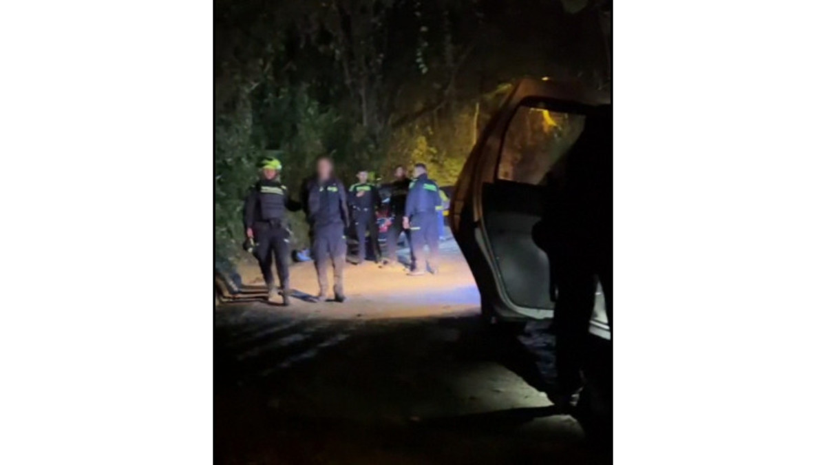 Momento de la captura del uniformado señalado.