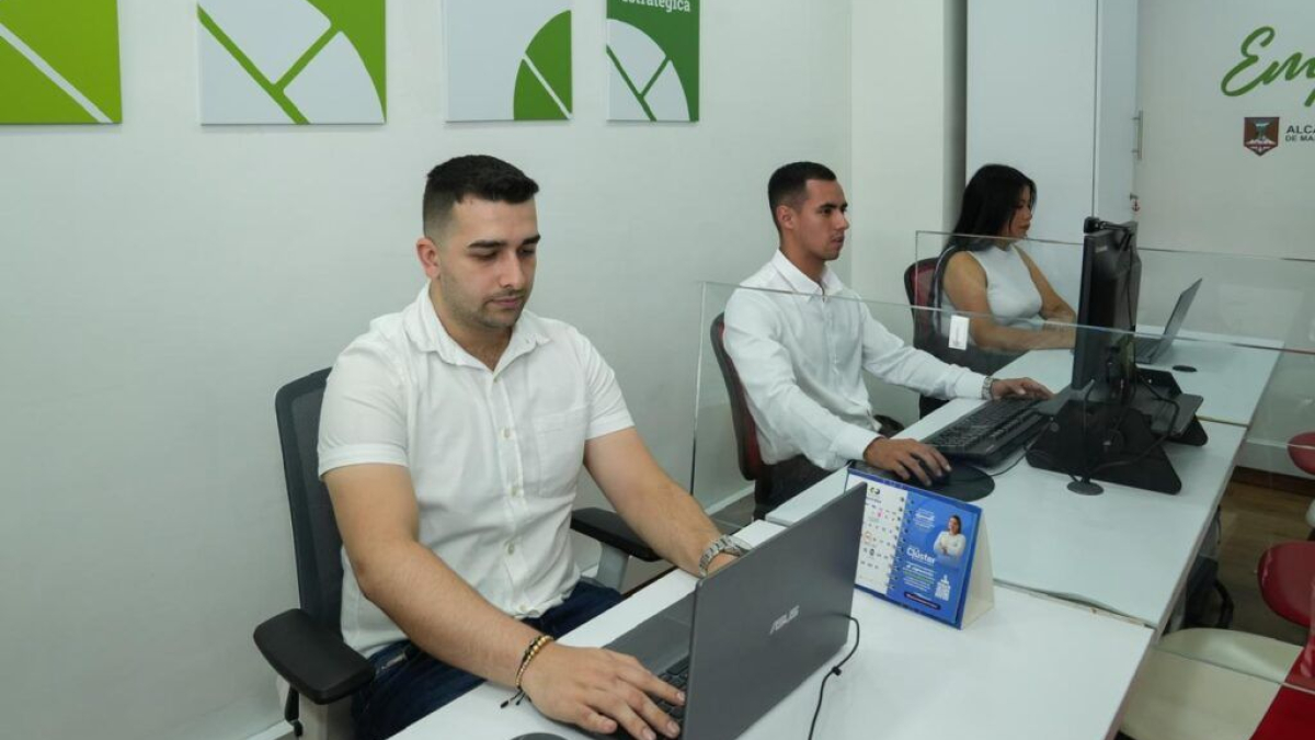 La Oficina Empresarial está ubicada en la sede de la Cámara de Comercio de Manizales por Caldas en el primer piso. 