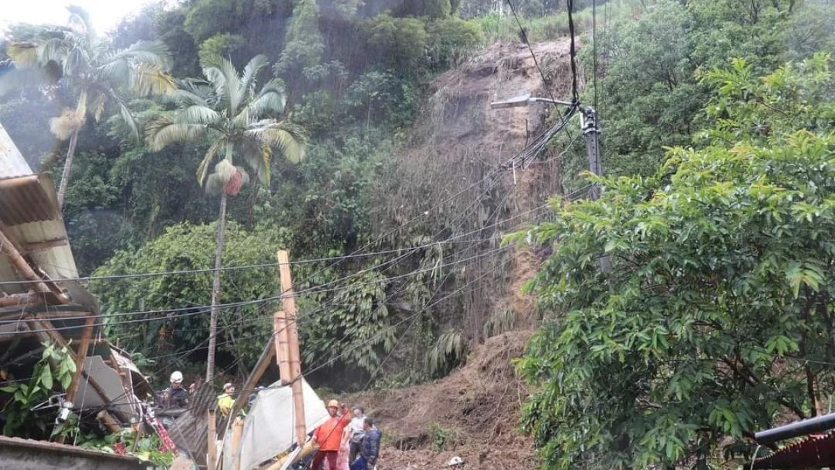 Deslizamiento en el barrio La Esneda de Dosquebradas (Risaralda).