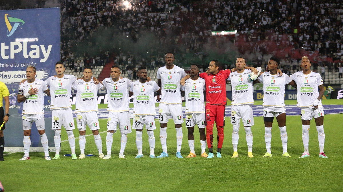 Los futbolistas salieron de la concentración previa al partido de la fecha 4 de los cuadrangulares, ante Independiente Santa Fe en Bogotá.