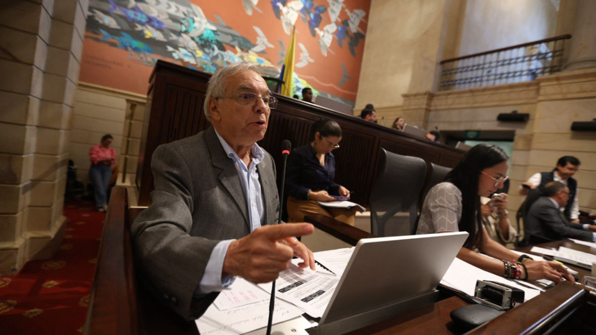 Ricardo Bonilla, ministro de Hacienda. 
