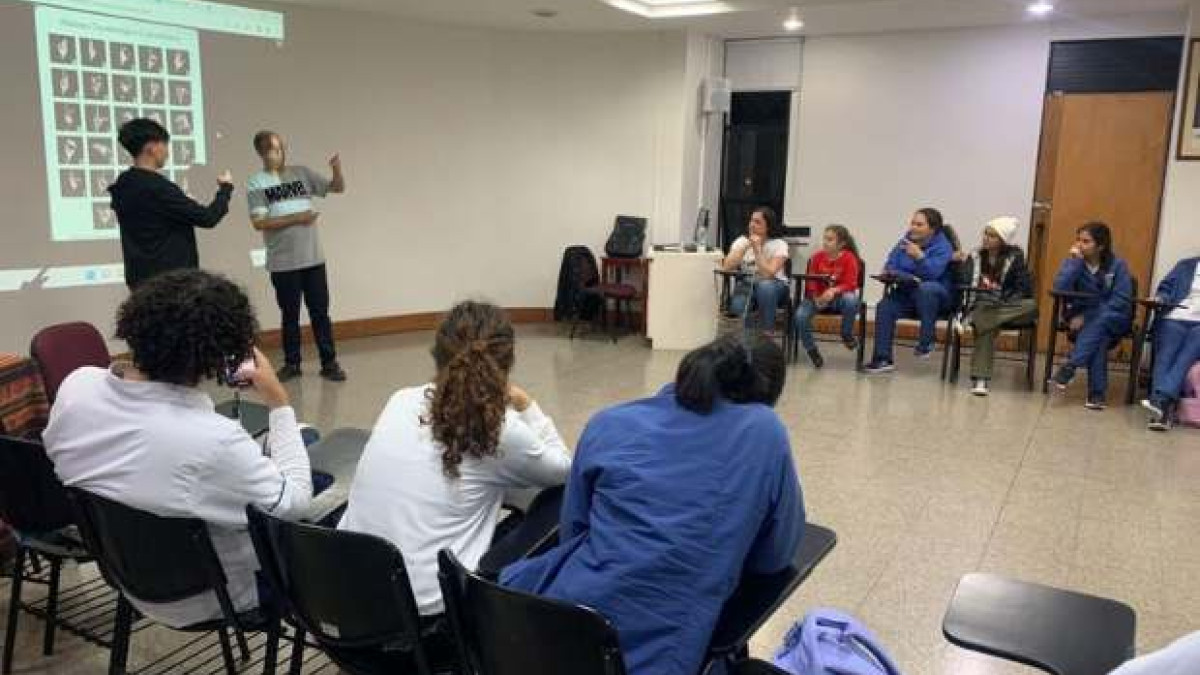 La Universidad Católica de Manizales indica que Campus Capacita refleja su filosofía de educación personalizante y liberadora. 
