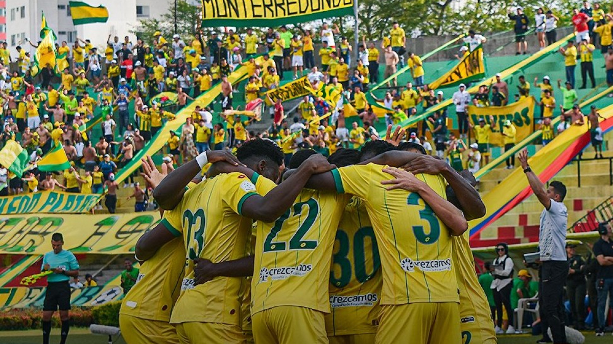 Jugadores del Atlético Bucaramanga celebrando