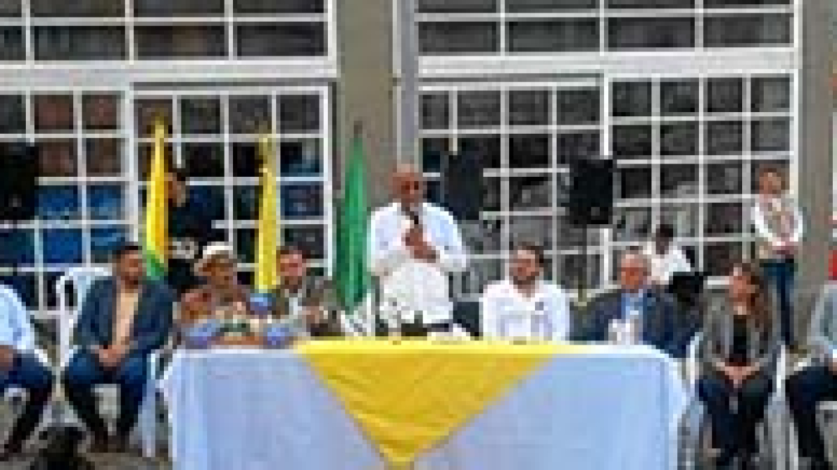 Alcaldes, con embajador Foto|Cortesía J. Loaiza|LA PATRIA