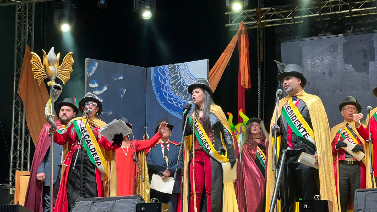 Ante el pueblo en general, los dignatarios de la Corporación Carnaval de Riosucio juraron hacer todo lo posible para garantizar el éxito del festejo.
