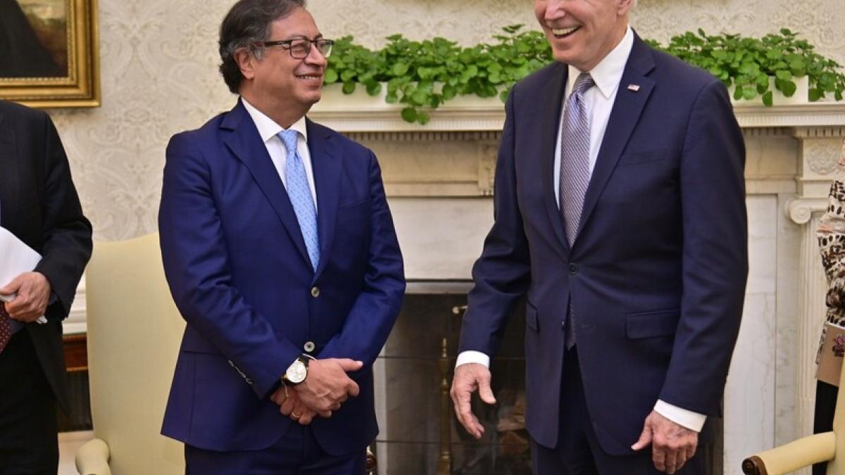 Reunión del presidente Gustavo Petro con su homólogo estadounidense, Joe Biden, en abril del año pasado. El Departamento de Estado publicó un informe sobre el clima de inversión de Colombia en el que aseguró que "la corrupción se mantiene como un reto significativo".
