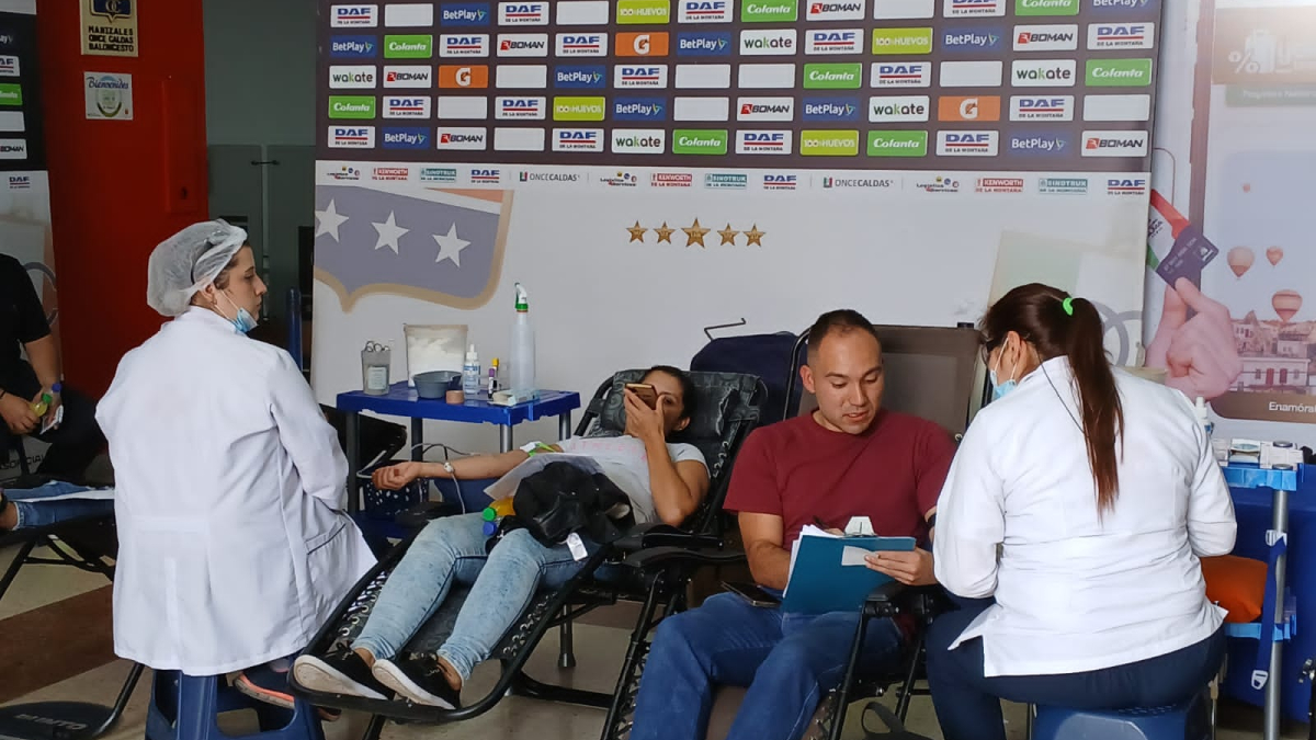 Las reservas de sangre del Hemocentro del Café, para salvar vidas, están escasas. Ayude a quien lo necesita y gánese una boleta para ver el Once Caldas -  Jaguares.