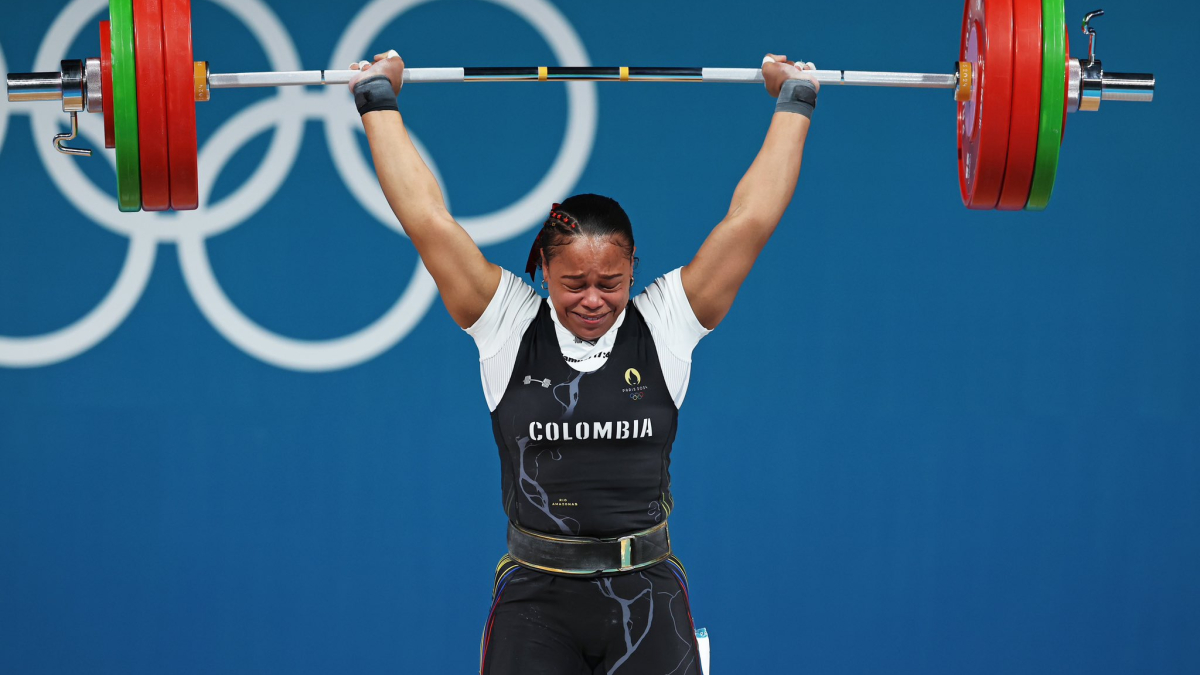 Mari Leivis Sánchez, medalla de plata para Colombia en la categoría de los 71 kg en levantamiento de pesas de París 2024.
