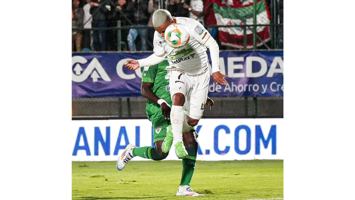 Michael Barrios anotó el gol del empate para el Once Caldas. El recién llegado futbolista suma dos tantos, ambos de cabeza.