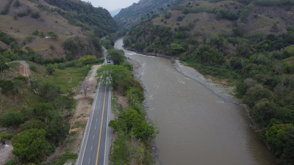 Empresas de transporte analizan alternativas viales en cinco trayectos que parten de Manizales a municipios de Caldas y a Medellín.