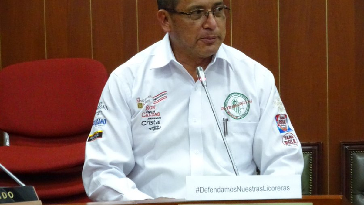 Víctor Julio Bustacara Velandia