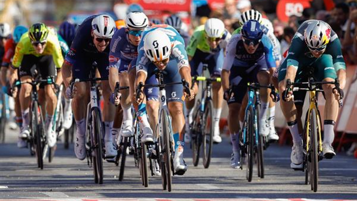 Checo Pavel Bittner gana embalaje en quinta etapa de la Vuelta
