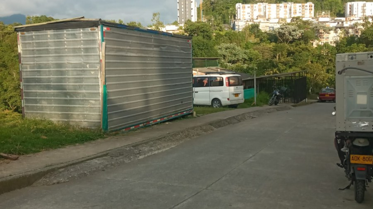 De una ladera se desprende la polémica 