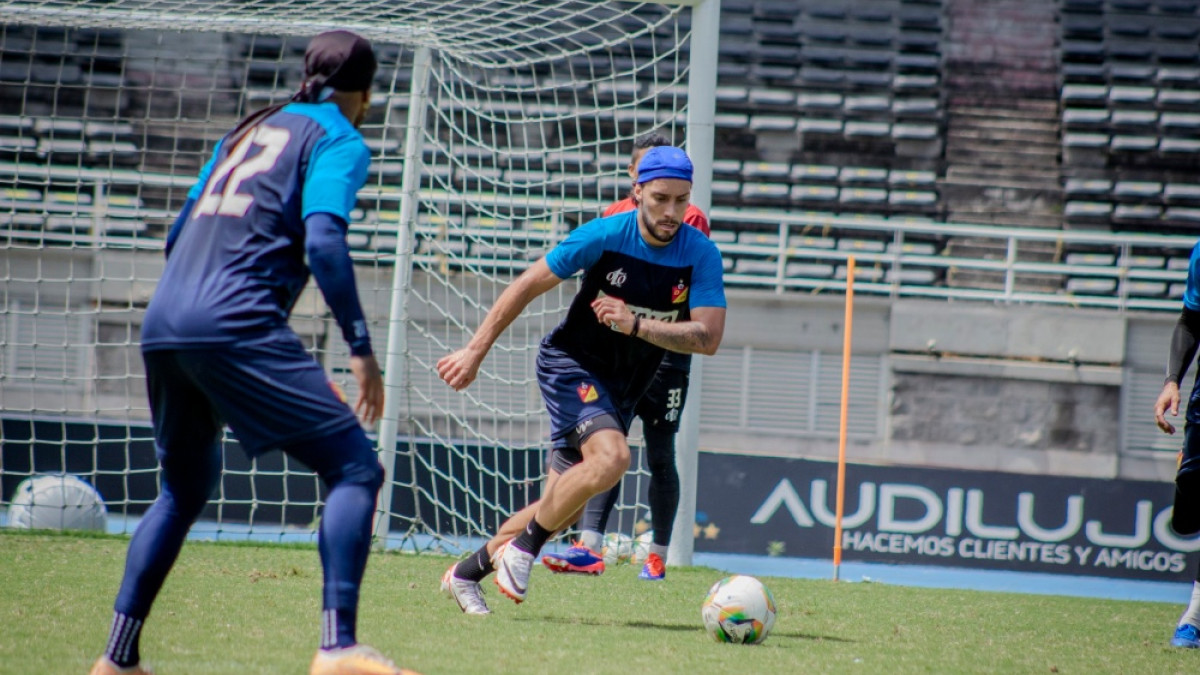 Luis Fernando Suárez anuncia cambios para enfrentar al Atlético Bucaramanga