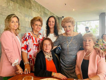 Foto | Lector | LA PATRIA Dolly Delgado, Adiela Delgado de Gutiérrez, Melva Luz Duque de Ramírez, Claudia María Ramírez Duque , Clelia de Martínez y Norma Osorio.