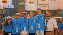 Sena Caldas presente en Congreso en México