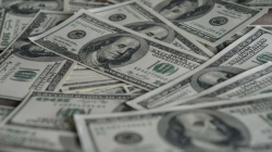 Volatilidad del dólar golpea la producción y el comercio en Colombia 