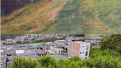 14 casas afectadas en el barrio La Sultana por falta de mantenimiento de lote privado 