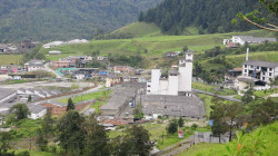 Empresas y comercio trabajan en la prevención ante el incremento de actividad del Ruiz