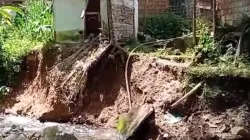 Plantean evacuar a cinco familias de La Estrella (Chinchiná) por creciente de quebrada