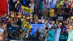 Wout Poels conquista el Mont Blanc en el Tour; Vingegaard y Pogacar llegan iguales