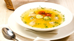 Cómo hacer caldo de huevo en 4 pasos