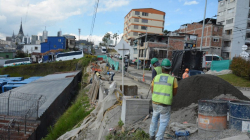 Secretaría Jurídica de Manizales revisará posibles retrasos en lote del bulevar de la 19