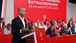 Rubiales no dimite: "Fue un beso espontáneo, mutuo, eufórico y consentido"
