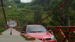 Usuarios piden un arreglo de fondo en el puente Olivares (Manizales)