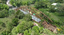 Obras del puente El Alambrado entre el Quindío y Valle del Cauca, a punto
