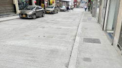 Paso vehicular por la carrera 20, en el Centro de Manizales, habilitado tras fin de obras