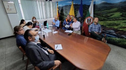 Concurso Docente en Manizales, con derecho de petición, tutela y esperas