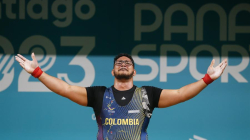 Colombia llega a cinco oros con el triunfo de Rafael Cerro en el cierre de las pesas