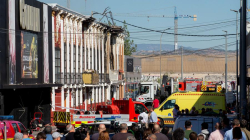 13 fallecidos por un incendio en un local y dos discotecas de Murcia (España)