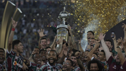 Fluminense alza su primera Libertadores al vencer a Boca en la prórroga de la final