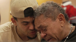 Luis Díaz abraza a su padre en libertad 