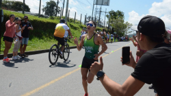 María Carolina Velásquez ganó oro en triatlón de Juegos Nacionales, pero la descalificaron