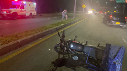 Tres lesionados en choque de dos motos en la vía Panamericana