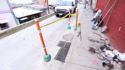 Acumulación de basuras en alcantarillado, causa de inundación en San Joaquín (Manizales)