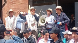 Dignidades y uniones cafeteras insisten en plantones ante encuentro del Gobierno en Bogotá