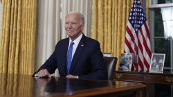 Biden se despide: es hora de “pasar el testigo” para salvar al país