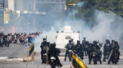 "Esto se pone cada vez peor, oren por nosotros": asegura abogada del régimen en Venezuela