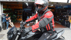 Motociclista, proteja su vida: ¿cuál es el mejor casco para moto?