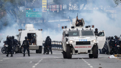 Colombia pide que se auditen actas y sigue sin reconocer ninguna victoria en Venezuela
