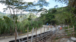 Obras de Caldas, a medio camino: sigue la espera en la vía Termales y en Supía-Caramanta