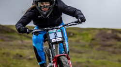 Valentina Roa se le mide al Mundial de Downhill en Andorra